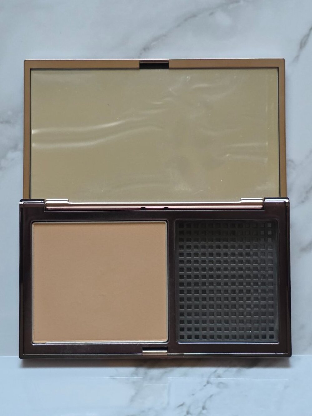 Urban Decay MEDIUM LIGHT NEUTRAL Naked Skin Ultra Definition Powder Foundation